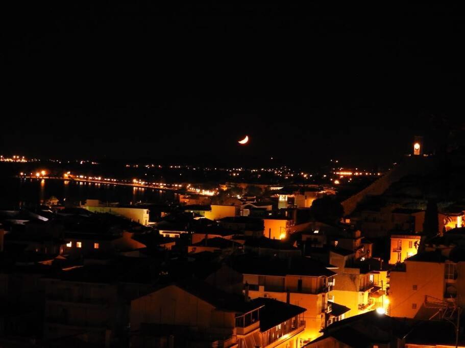 360ᵒ Lepanto Apartment Nafpaktos Luaran gambar