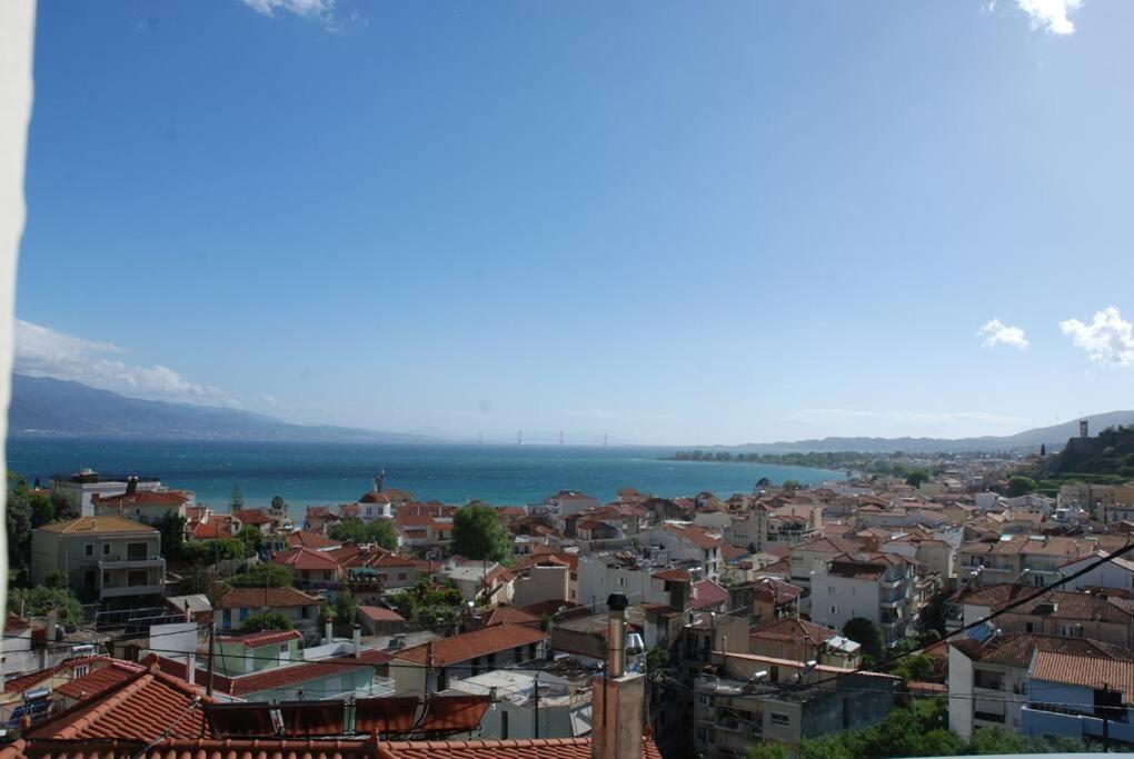 360ᵒ Lepanto Apartment Nafpaktos Luaran gambar