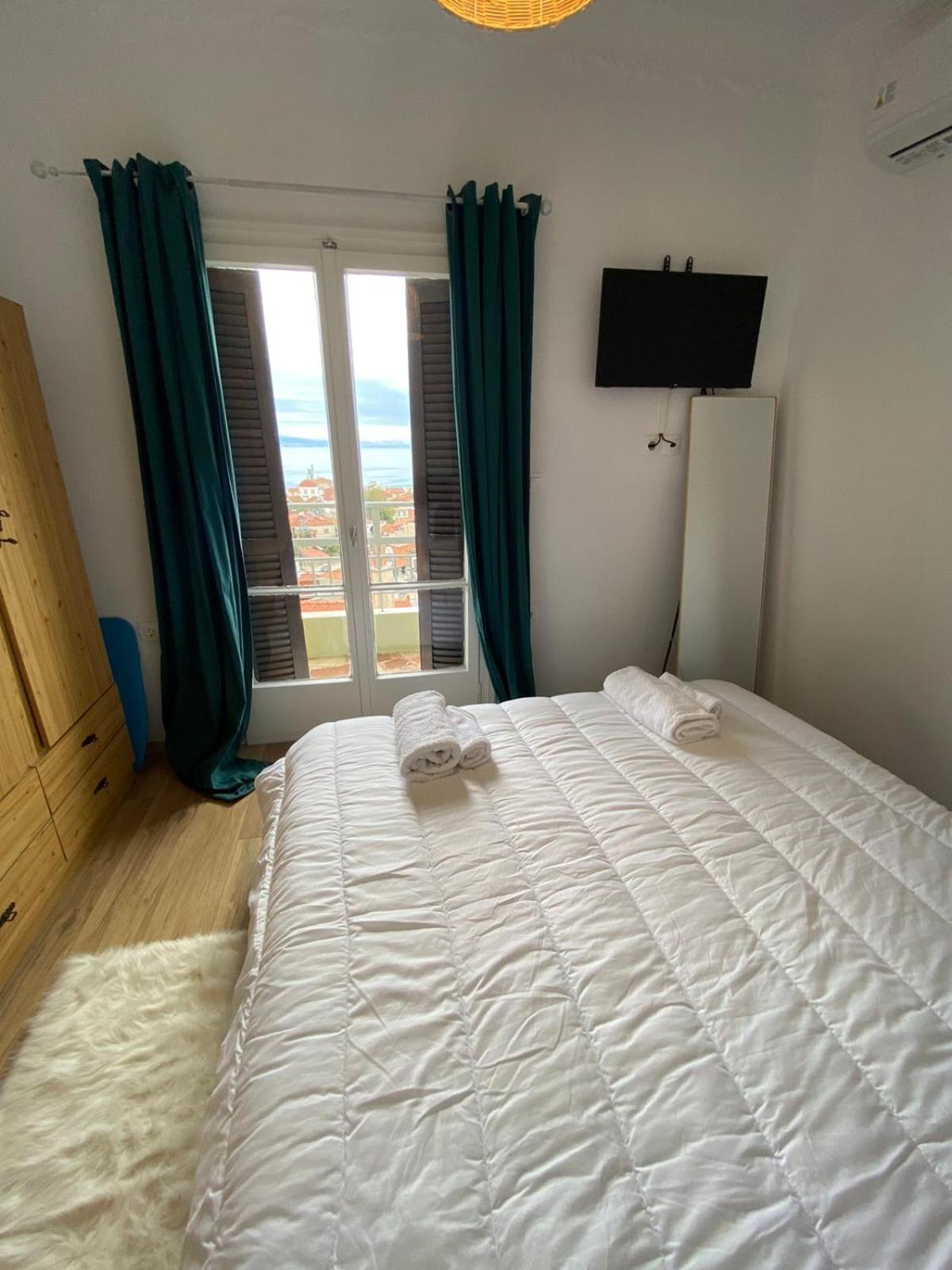360ᵒ Lepanto Apartment Nafpaktos Luaran gambar